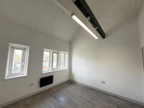 Photo 17-04-2025, 11 37 08 am.jpg