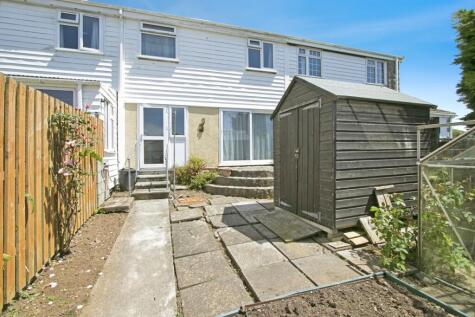 Tregellas Road, Mullion, Helston, Cornwall, TR12