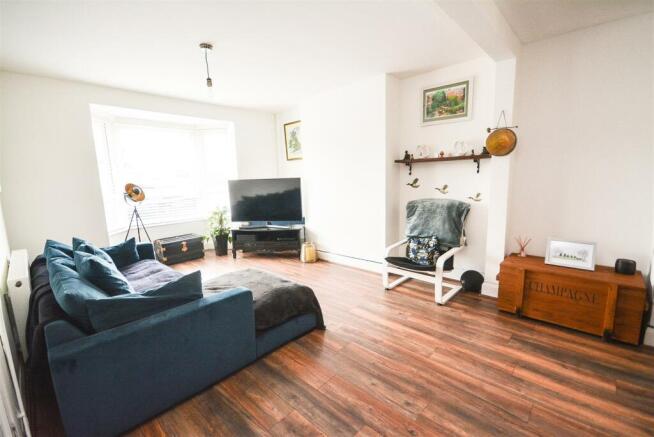 Living Room use first.jpg