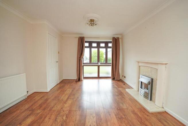 Ashbourne Avenue, New Springs, Wigan, WN2 1HW photo 4
