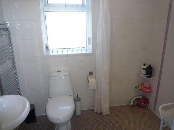 Wet Room (Ground...