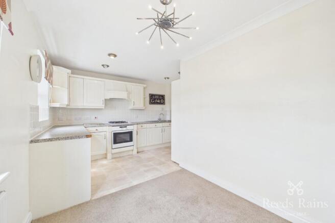 3 bed Terraced for sale Image 10