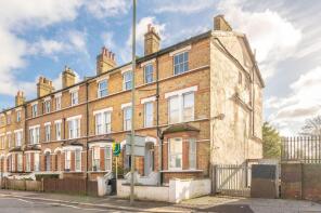 Basement Flat, 72, Penge Road, Penge, London SE20 7UL