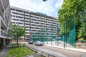 77, Exeter House, Hallfield Estate, London W2 6EN