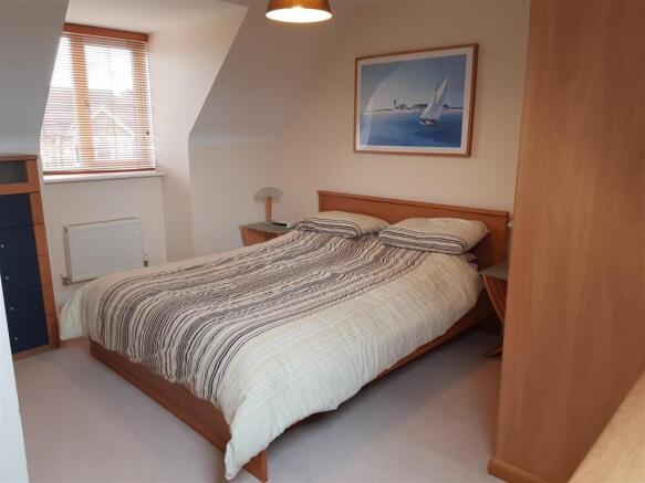 guylers hill bedroom 2.jpg