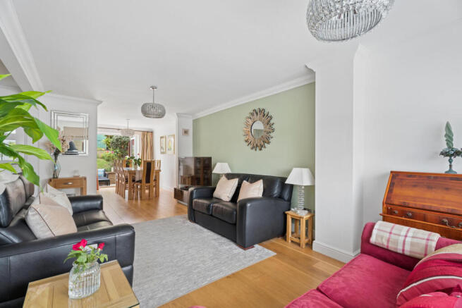 Lounge / Dining Room