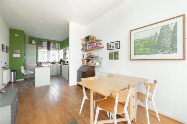 5 bed Terraced for sale Image 10