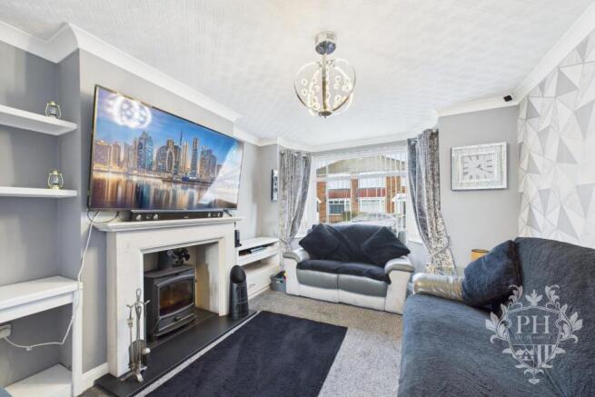 5 bed Semi-Detached for sale Image 7