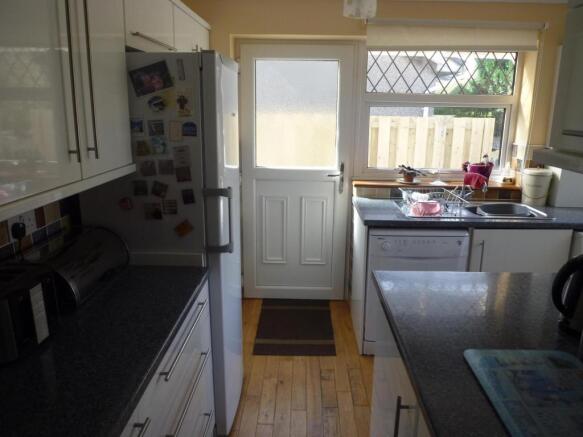kitchen2