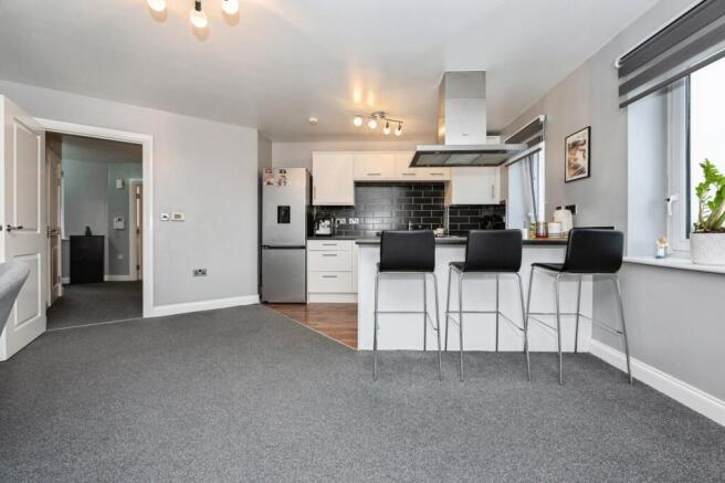 Arisdale Avenue, South Ockendon, Essex, RM15 photo 4