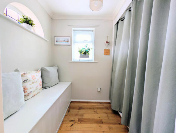 Cloak room