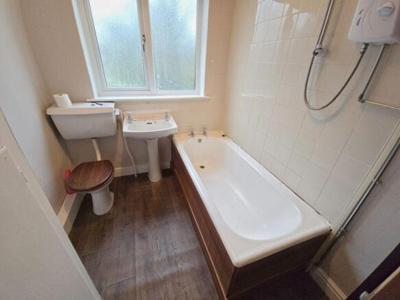 3 bed Terraced for sale Image 10