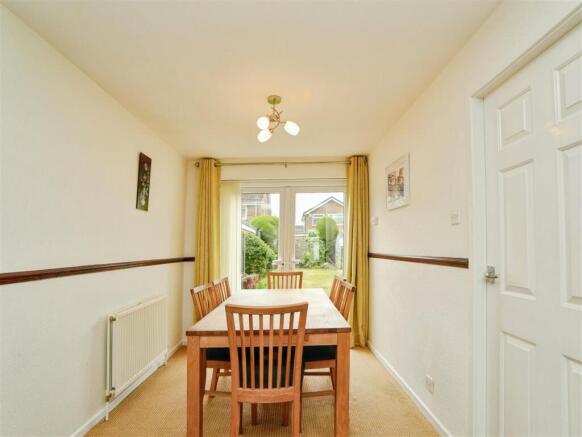 3 bed Detached for sale Image 4