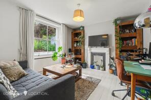 Flat B, 30, Elmore Street, London N1 3AL