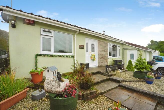 2-bed bungalow on Kilmar Way, St. Cleer, Liskeard, Cornwall, PL14, £285,000