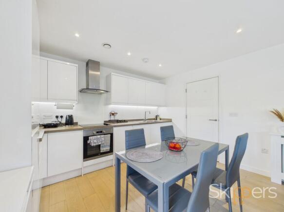 Kitchen/ dining area