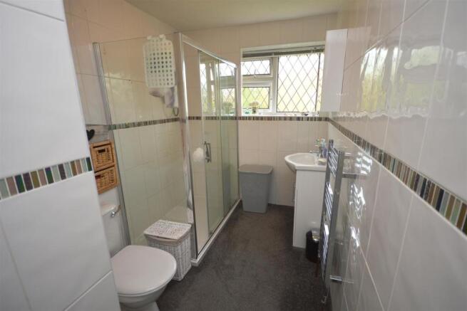 Shower Room.JPG