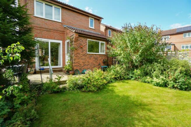 Enclosed Rear Garden