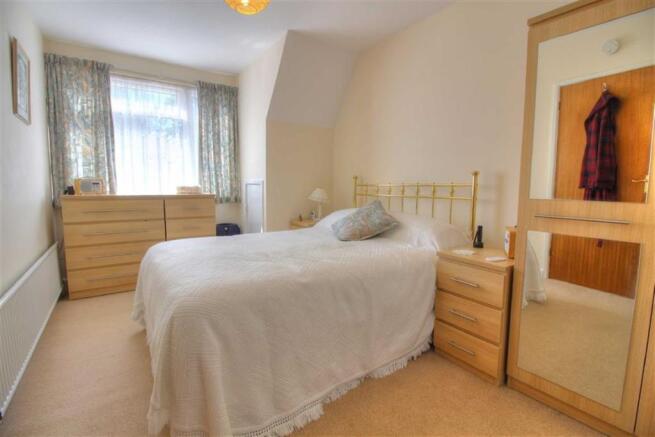 Bedroom 2: