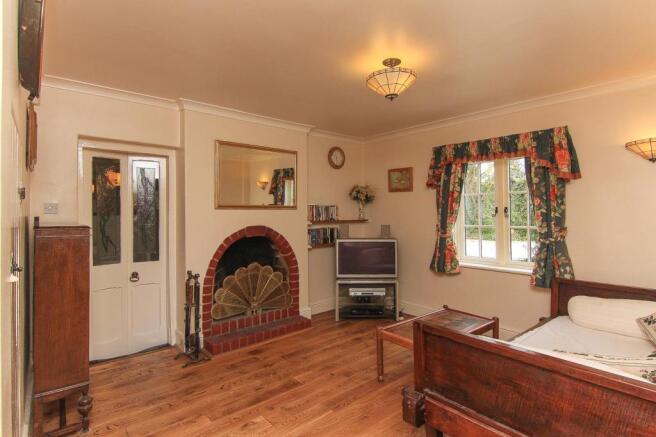 Sitting Room.jpg