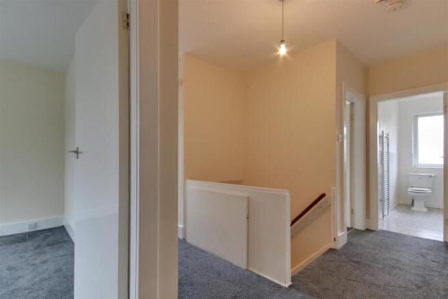 2 bed Apartment for sale Image 5