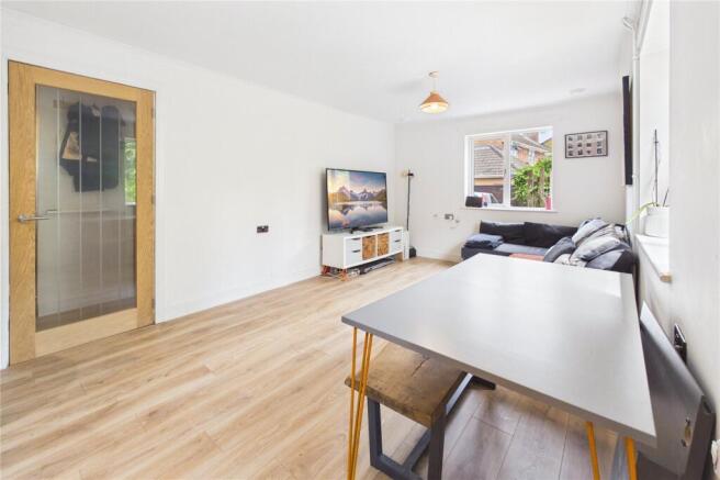 Dene Way, Donnington, Newbury, Berkshire, RG14 photo 4