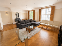 7, Raglan House, Westgate Street, Cathays, Cardiff CF10 1DN