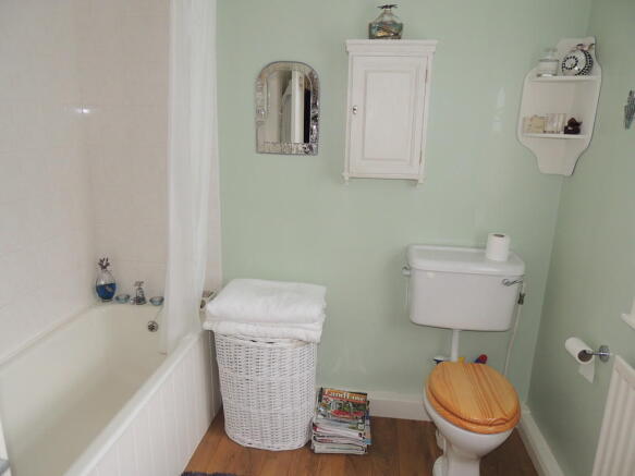 Photo 10