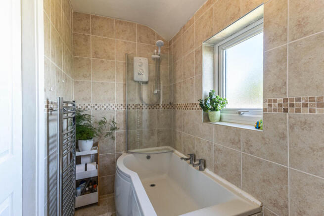 3 bed Semi-Detached for sale Image 12