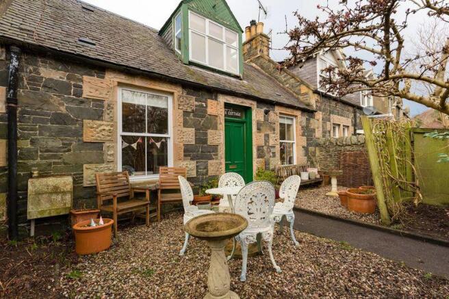 Len Cottage, Venlaw Road, Peebles, EH45 8AY photo 2