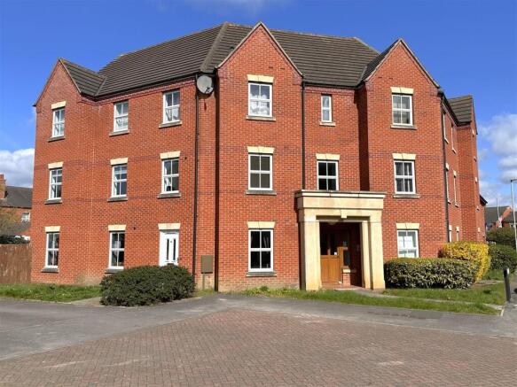 Front Aspect 283