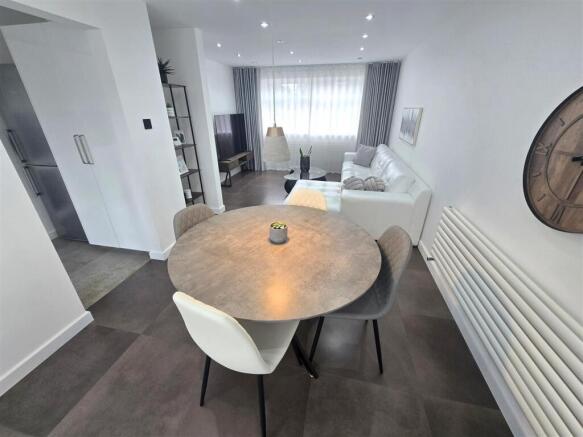 Lounge/Diner