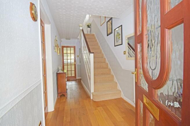 12 Wheelwright Close, hallway.jpg