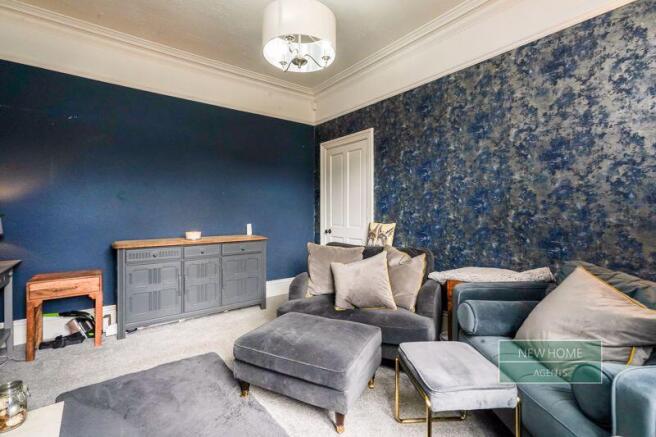 6 bed Semi-Detached for sale Image 11
