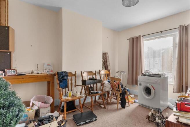 3 bed Terraced for sale Image 8