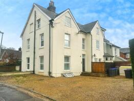 Flat 1, 25, Gorringe Road, Salisbury SP2 7JA