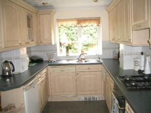KITCHEN PIC 1