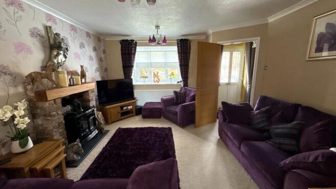 Lounge (View 1)
