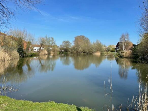 Lake1.jpg