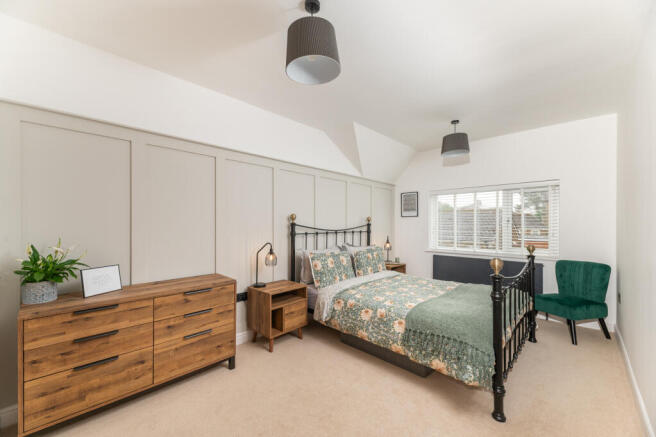 4 bed Detached for sale Image 9