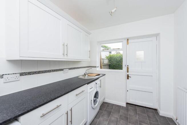Kitchen/Utility Room