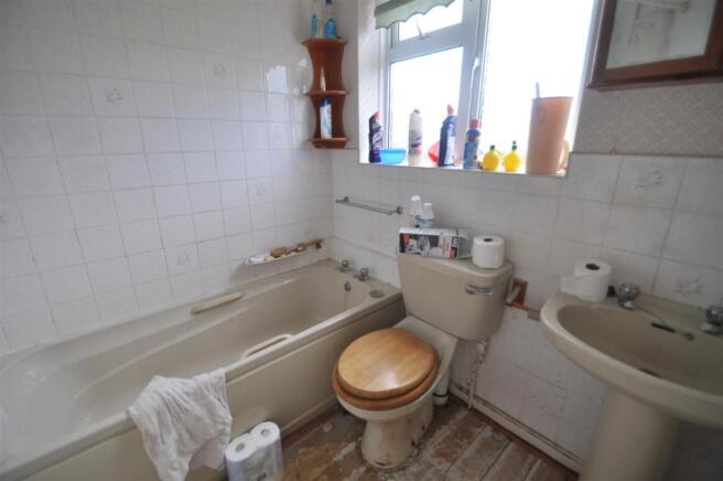 bathroom.JPG