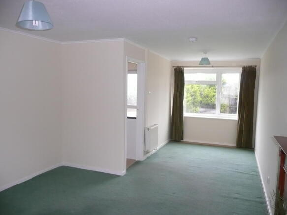 Lounge / Dining Room