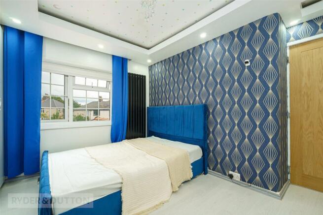3 bed Semi-Detached for sale Image 10