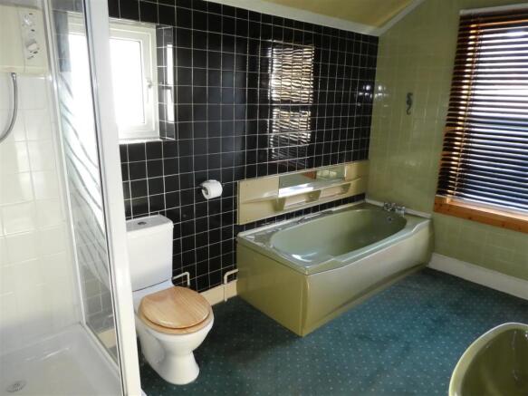 bathroom.JPG