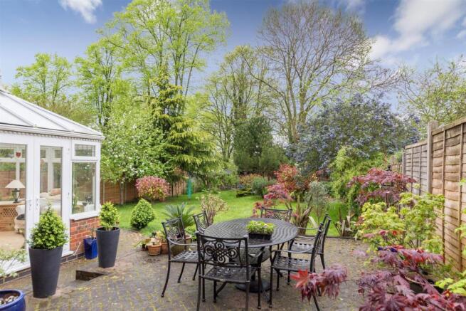 5 Bedford Road (27 o