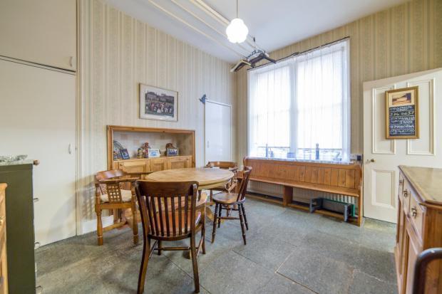 Breakfast Room
