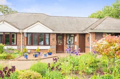 Castle Lane, Wilton, SP2
