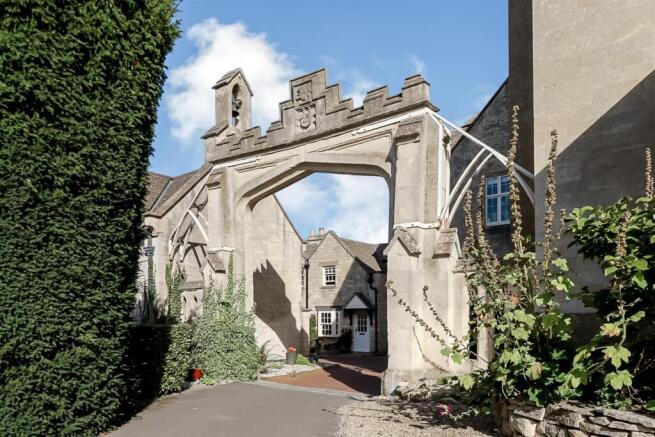 Archway.jpg