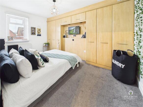 Bedroom 1 Pic 1